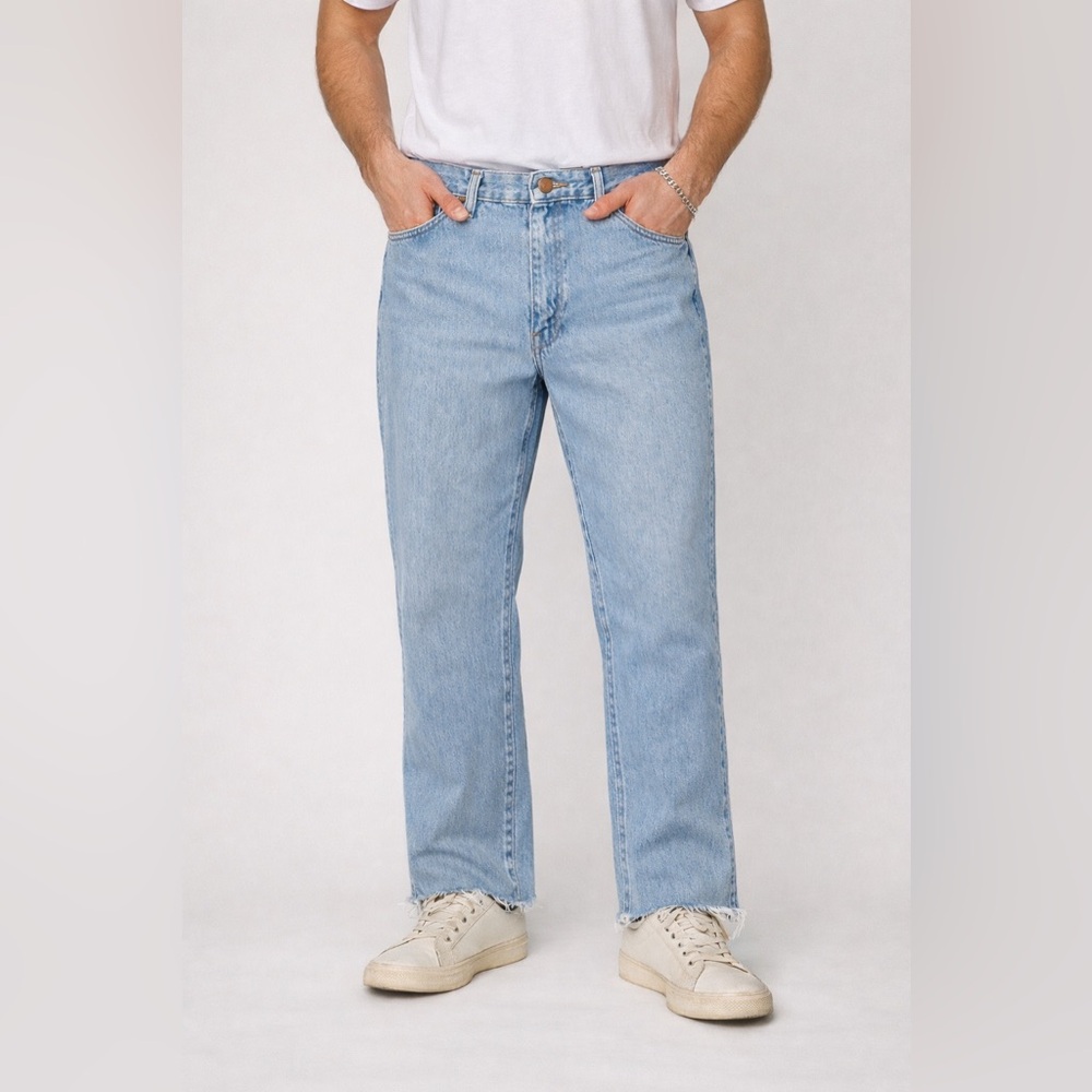Vintage Wrangler Light Wash Straight Leg Jeans Raw Hem Size 33x34